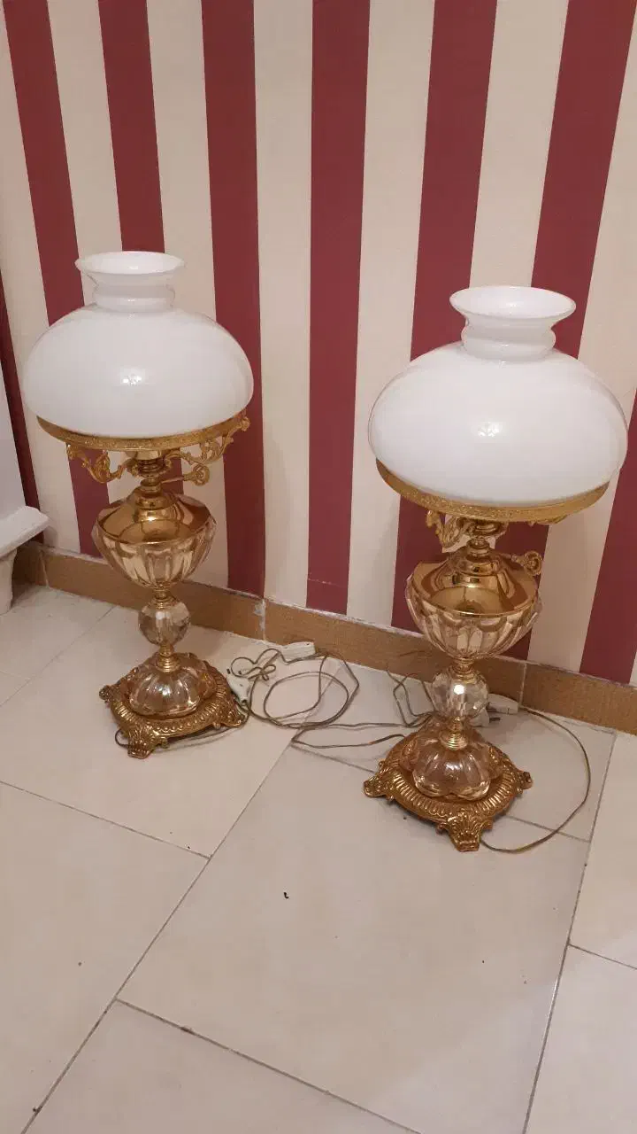 شمدان چراِغ دار برند آنتیک یه کار خاص ..|لوستر و چراغ آویز|رشت, منظریه|دیوار