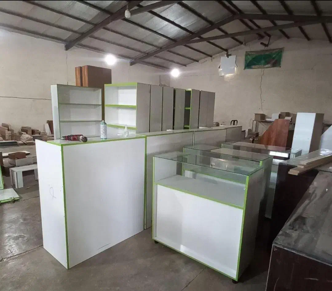 تجهیز قفسه استندی ویترینی فروشگاهی سفارشی سازی|فروشگاه و مغازه|قزوین, |دیوار