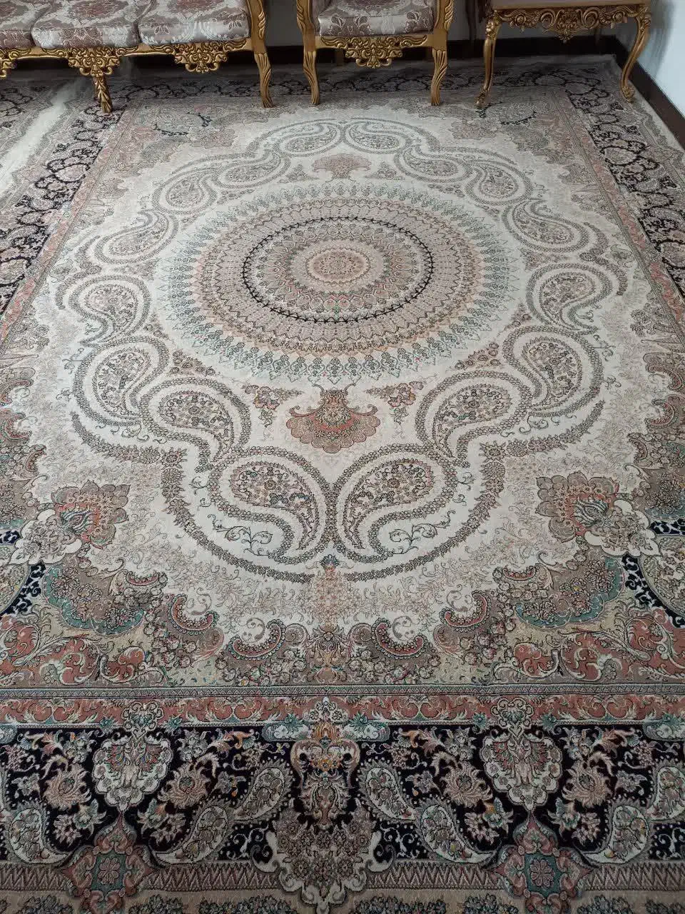 فرش 12متری کارکرده|فرش|خاوران, |دیوار