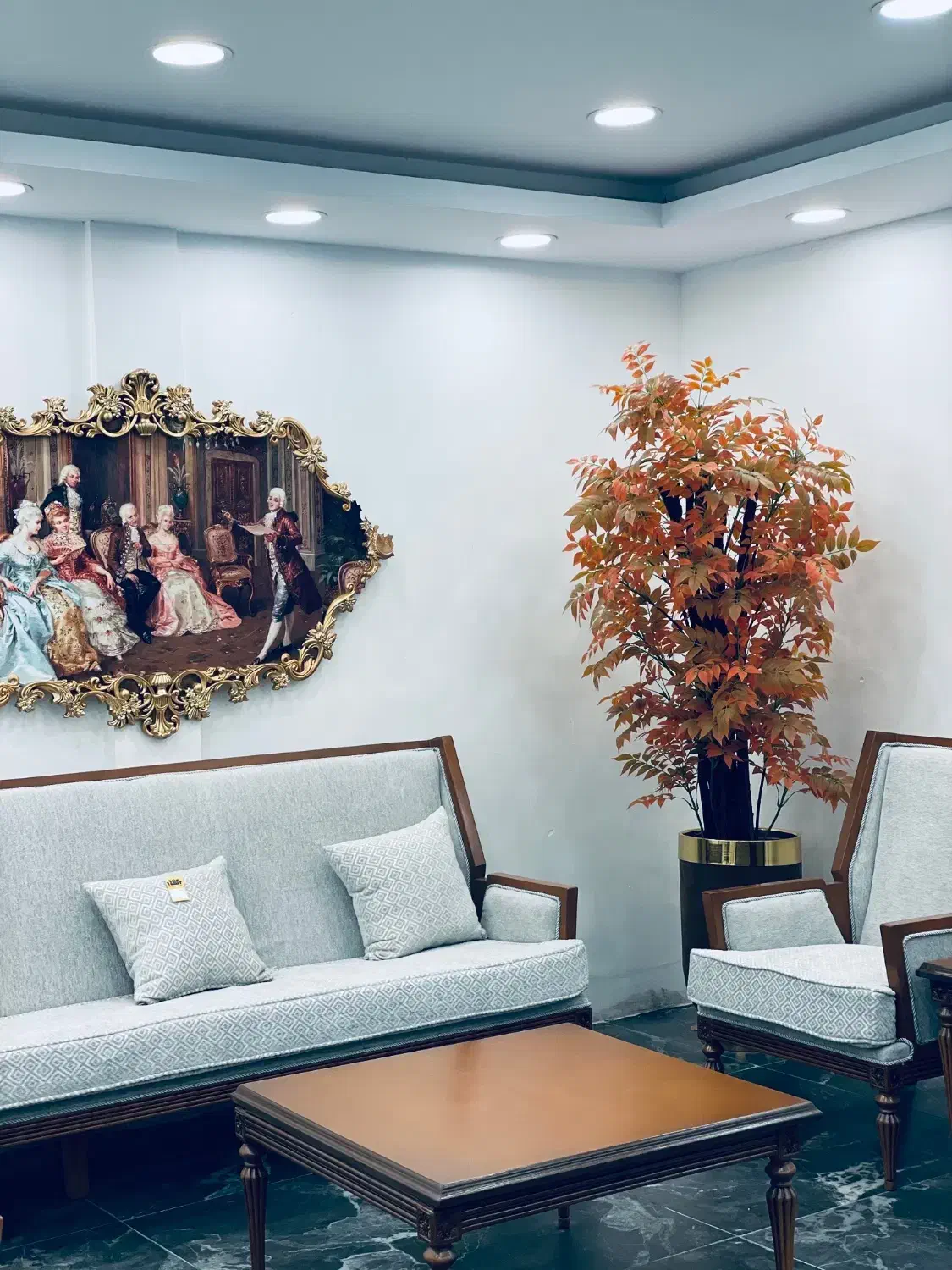 مبل کلاسیک قسطی در کرج 24ماهه بدون سود با بن تخفیف|مبلمان خانگی و میز عسلی|کرج, چمران|دیوار