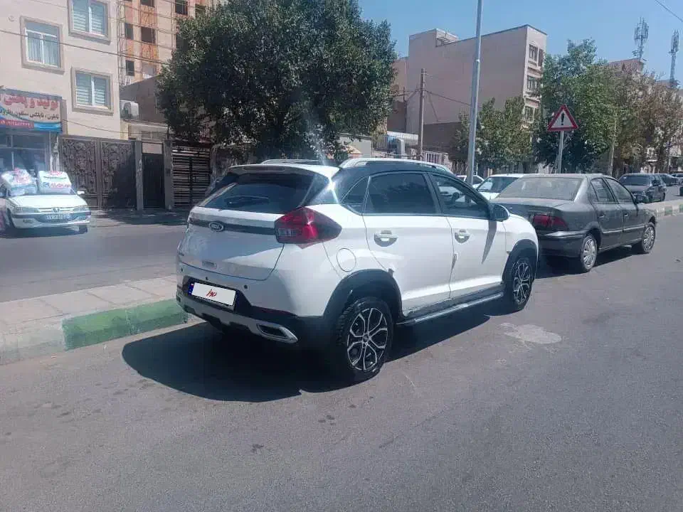 x22pro 1402 اتوماتیک کم کار|خودرو سواری و وانت|تهران, استخر|دیوار