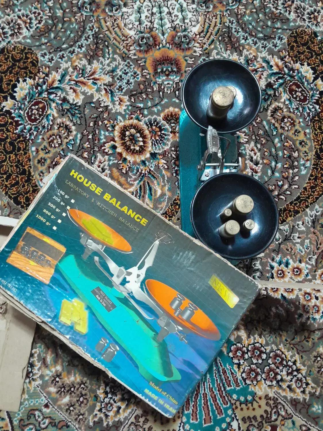 ترازو قدیمی|کلکسیون اشیاء عتیقه|لنگرود, |دیوار