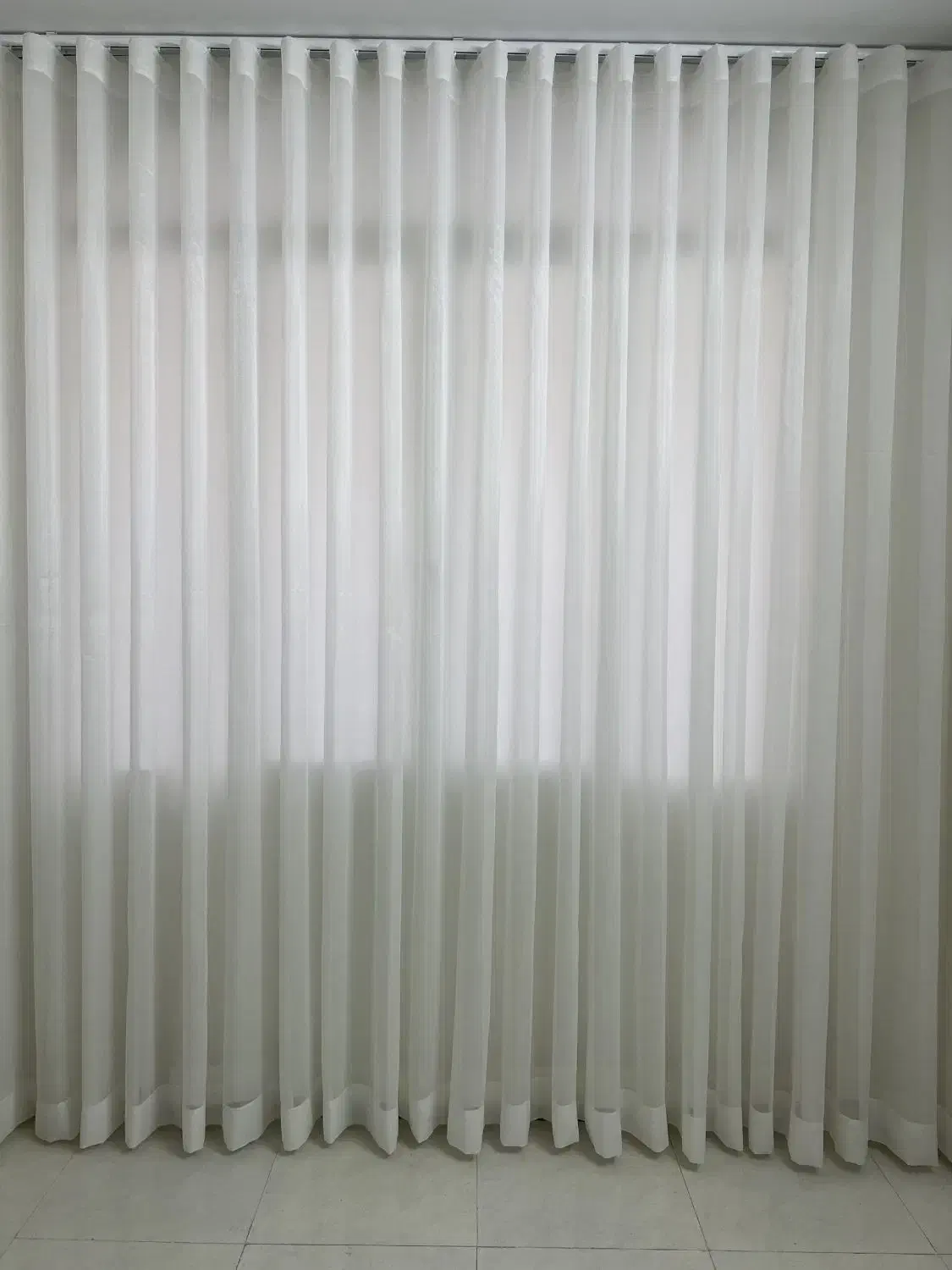 نصاب نصب پرده، خیاط دوخت پرده پانچ مینیمال|پرده، رانر، رومیزی|شیراز, کاراندیش|دیوار