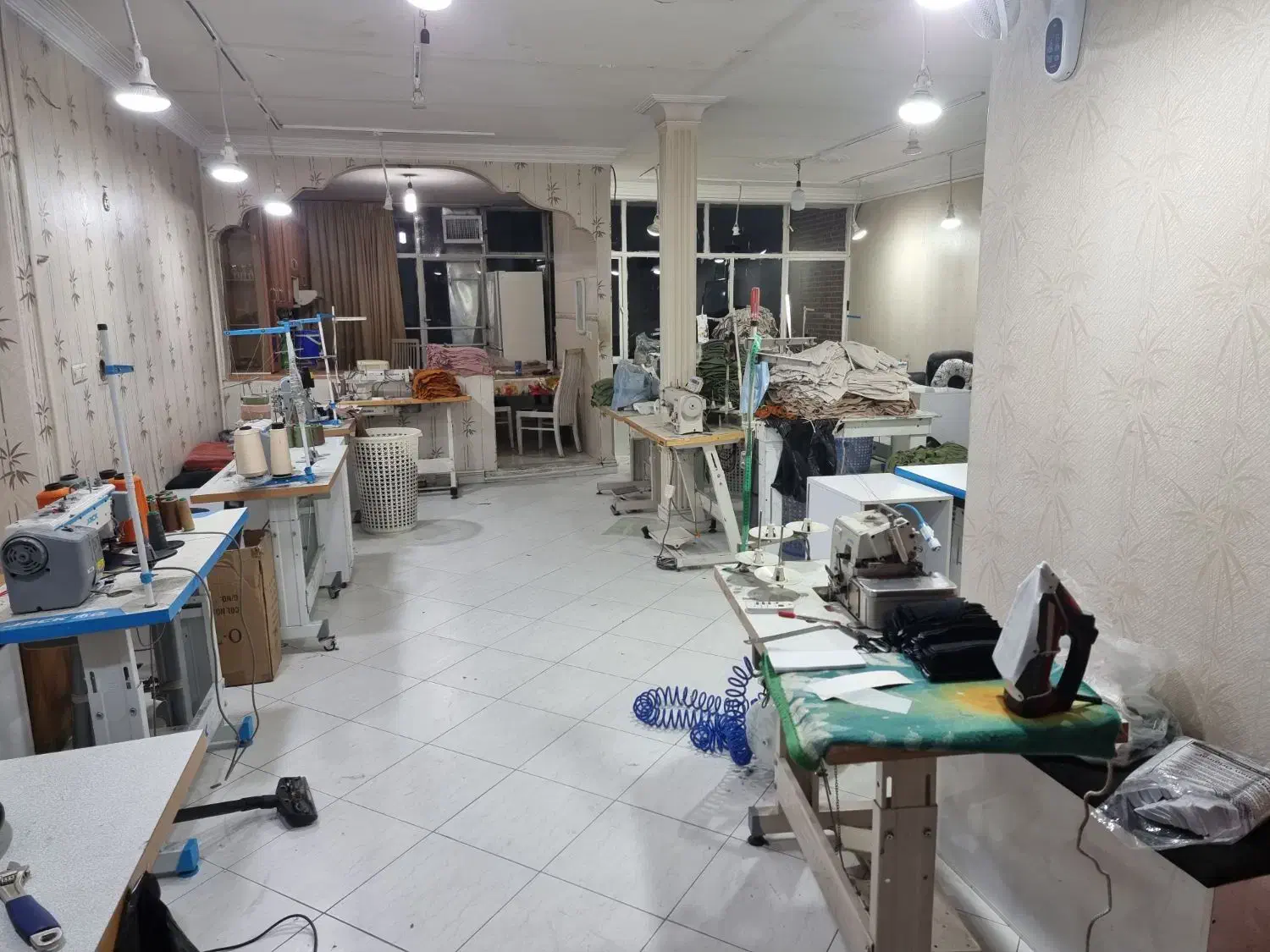 وسط کار آقا نبش مترو مهدیه|استخدام صنعتی، فنی، مهندسی|تهران, گمرک|دیوار