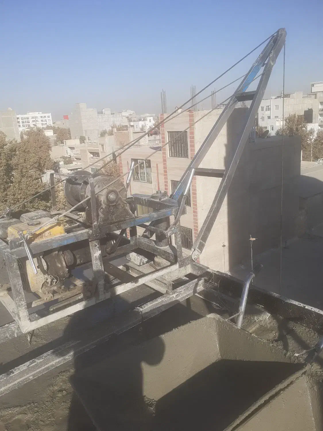 بتن ریزی دستی|خدمات پیشه و مهارت|هشتگرد, شهرک بعثت|دیوار