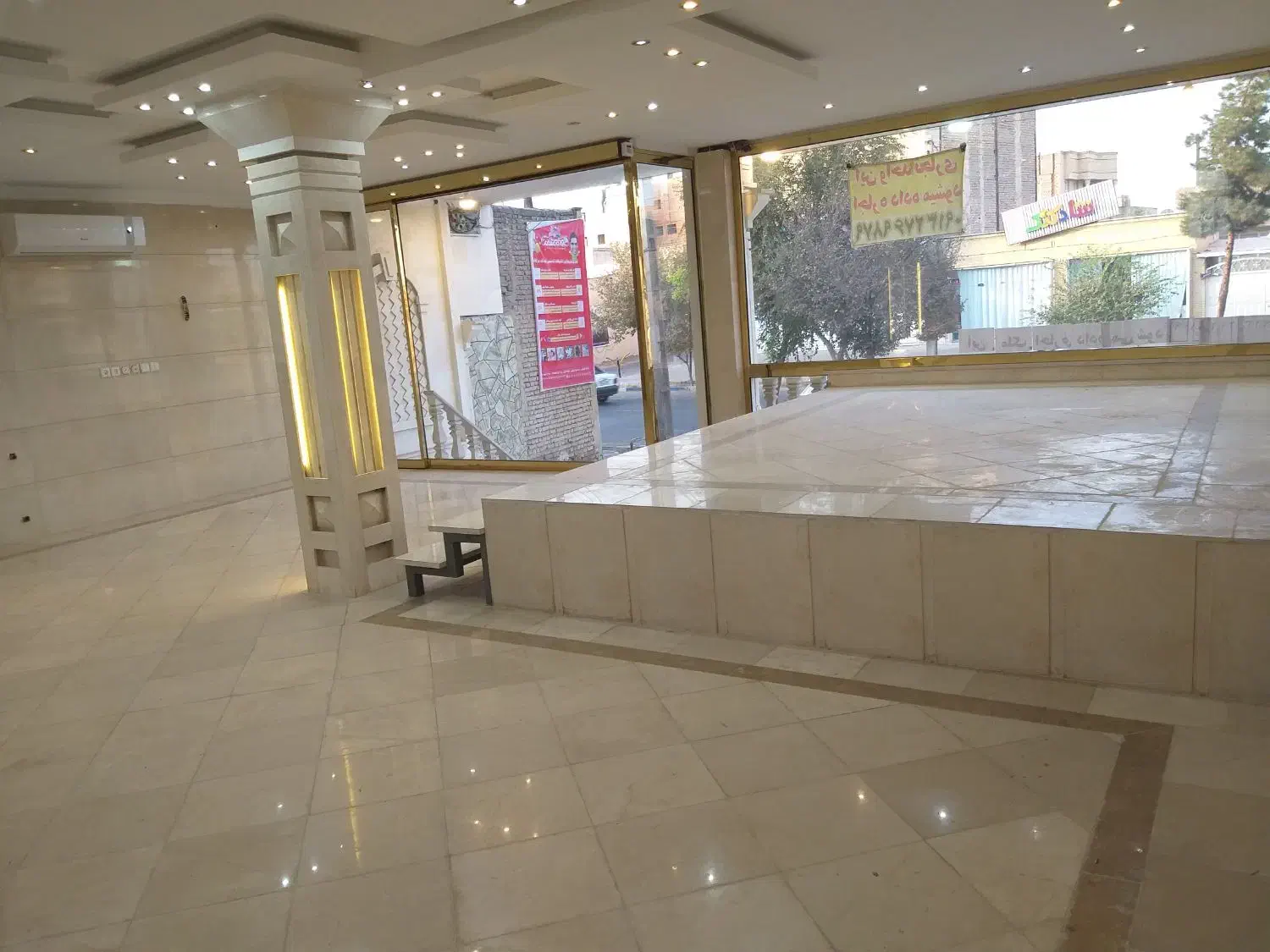 ۱۲۰ متری نبش مدرس|اجارهٔ مغازه و غرفه|کاشان, سه راه پرورشگاه|دیوار