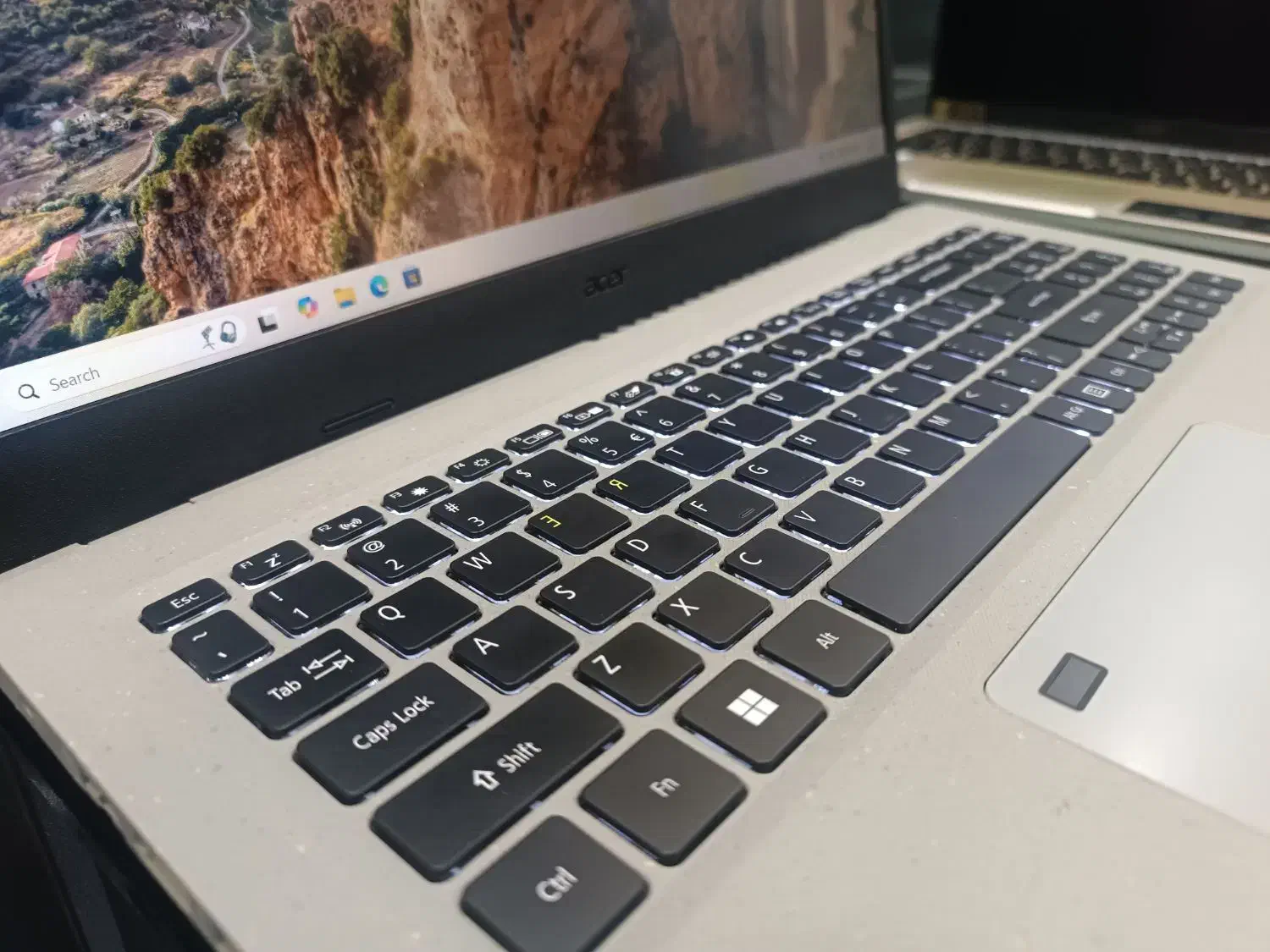 ACER ASPIRE VERO V15|رایانه همراه|شیراز, شهرک گلستان|دیوار