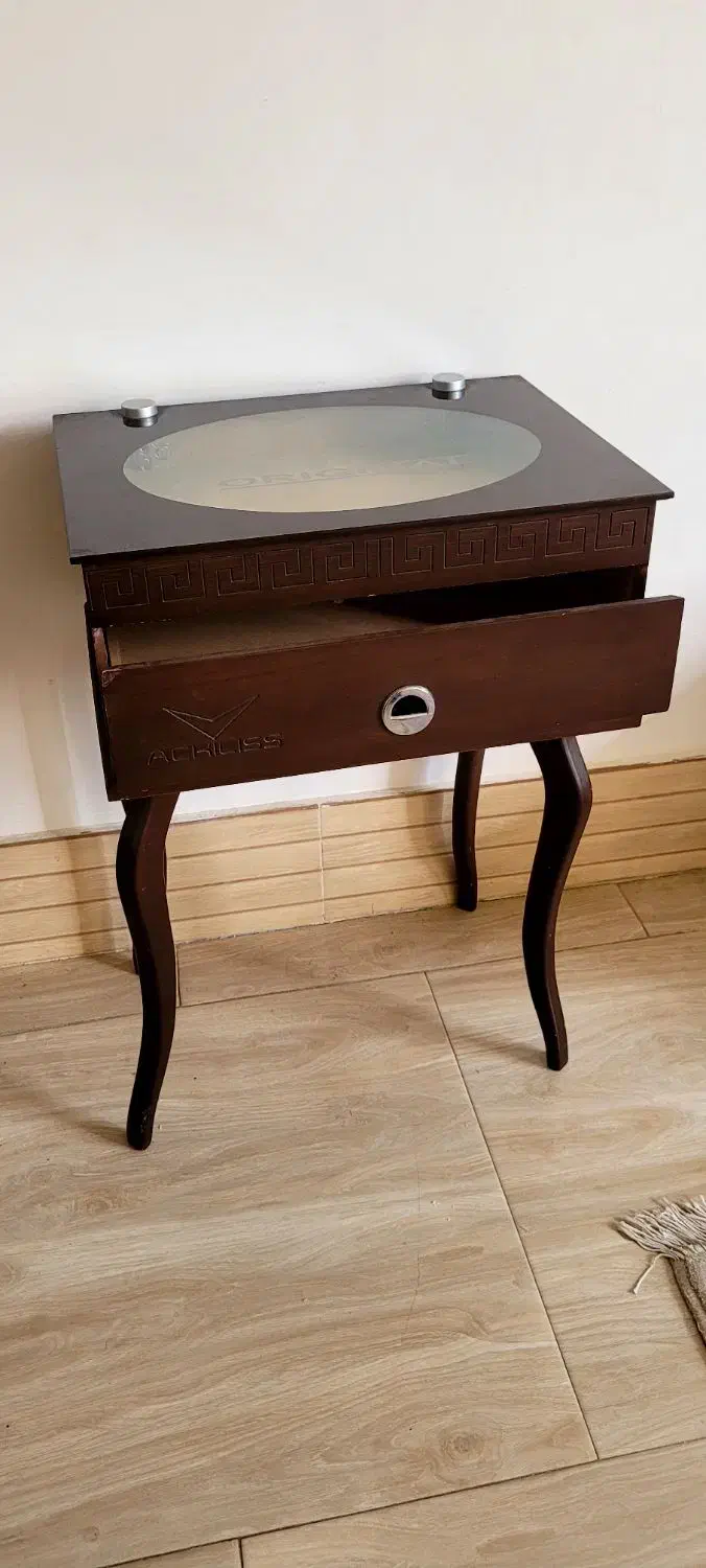 جاقاشقی|میز تلفن|گناباد, |دیوار