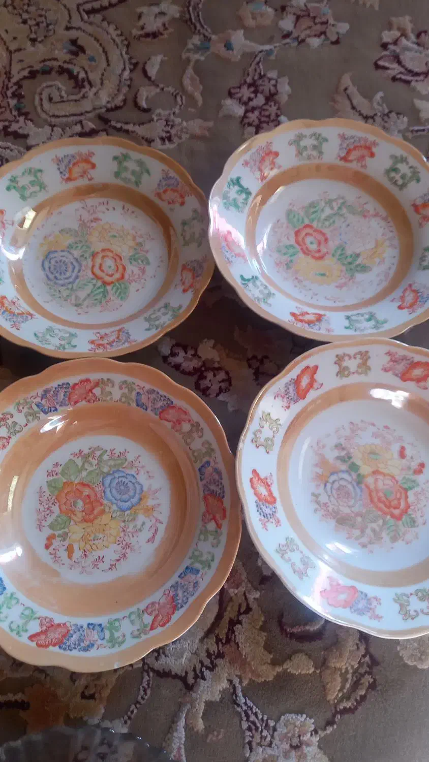 خورشت خوری قدیمی ۴عدد|ظروف سرو و پذیرایی|قزوین, |دیوار