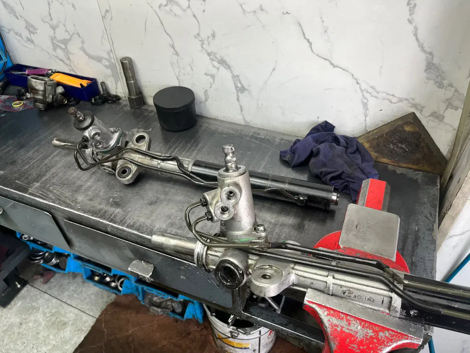 یک همکار برای کار در هیدرولیک فرمان|استخدام صنعتی، فنی، مهندسی|تهران, امام زاده حسن|دیوار