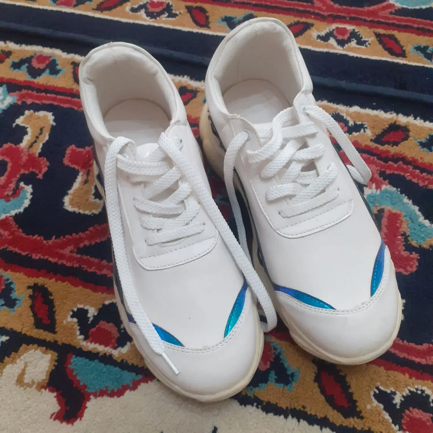 کفش اسپورت شماره ۴۰|کیف، کفش، کمربند|تبریز, |دیوار