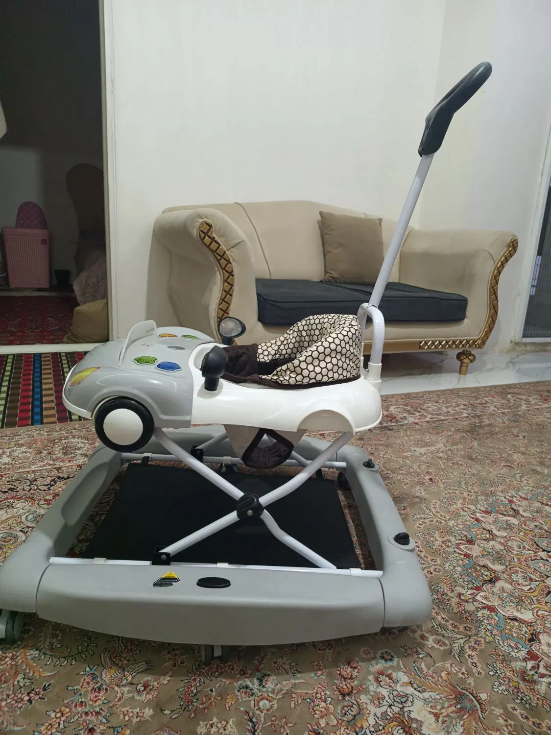 روروعک|اسباب و اثاث بچه|باغستان, |دیوار