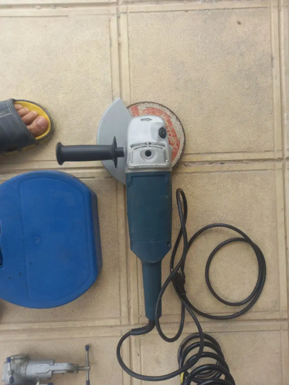 ابزار درحد|ابزارآلات|چهارباغ, |دیوار