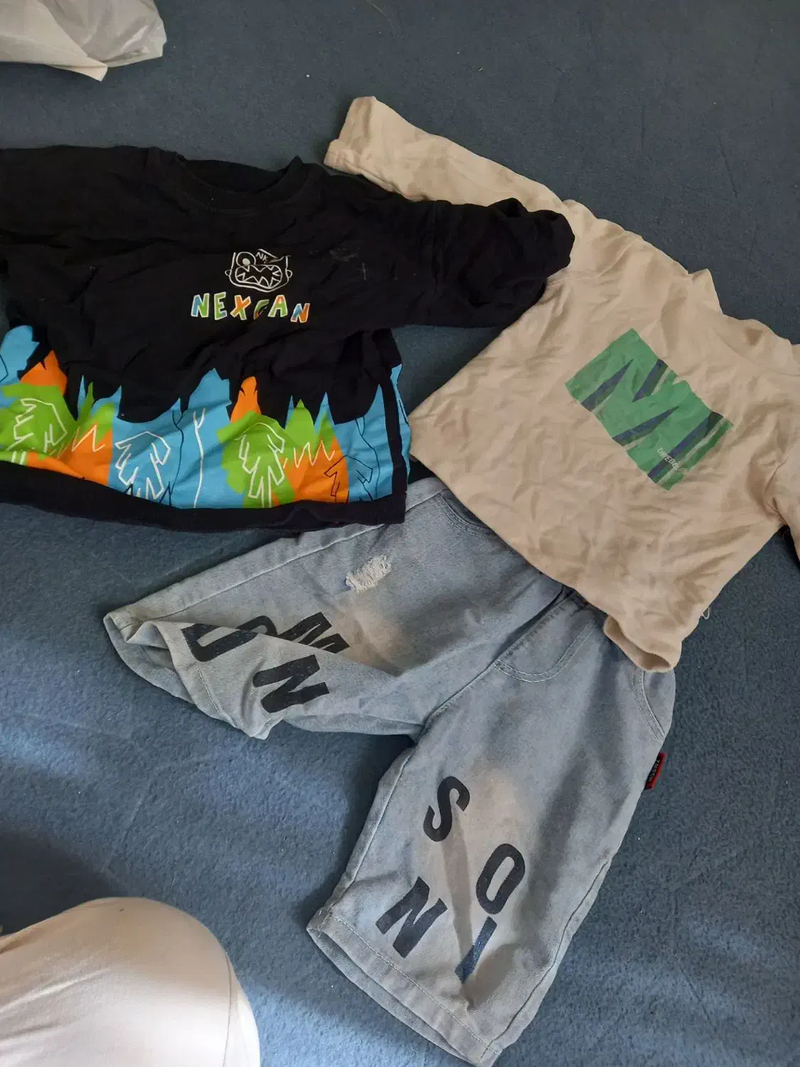 لباس کودک|کفش و لباس بچه|رودهن, |دیوار