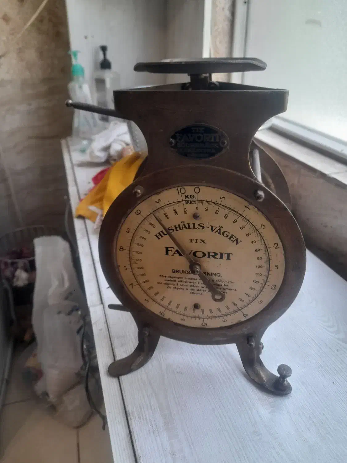 فروش یک عدد ترازوتمام برنج یا مس|کلکسیون اشیاء عتیقه|ری, سیزده آبان|دیوار