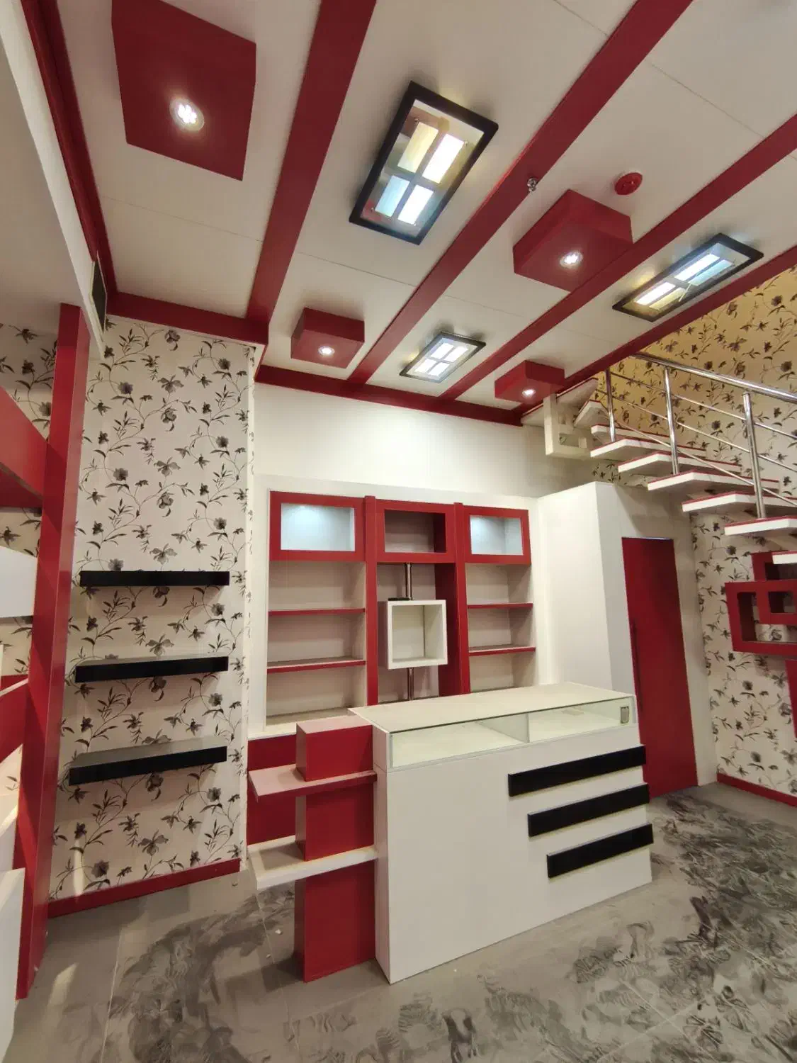 مغازه خلیج فارس معاوضه با ماشین اوپتیما،سانتافه...|فروش مغازه و غرفه|شیراز, شهرک قمشه|دیوار