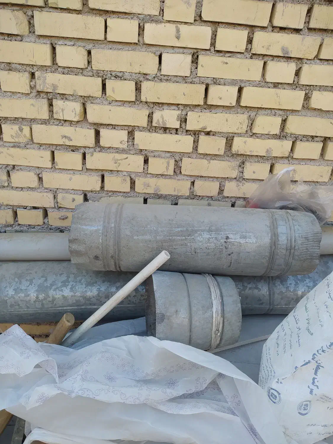 فن کارگاه فلافل|پنکه و تصفیه‌کنندهٔ هوا|بهبهان, |دیوار