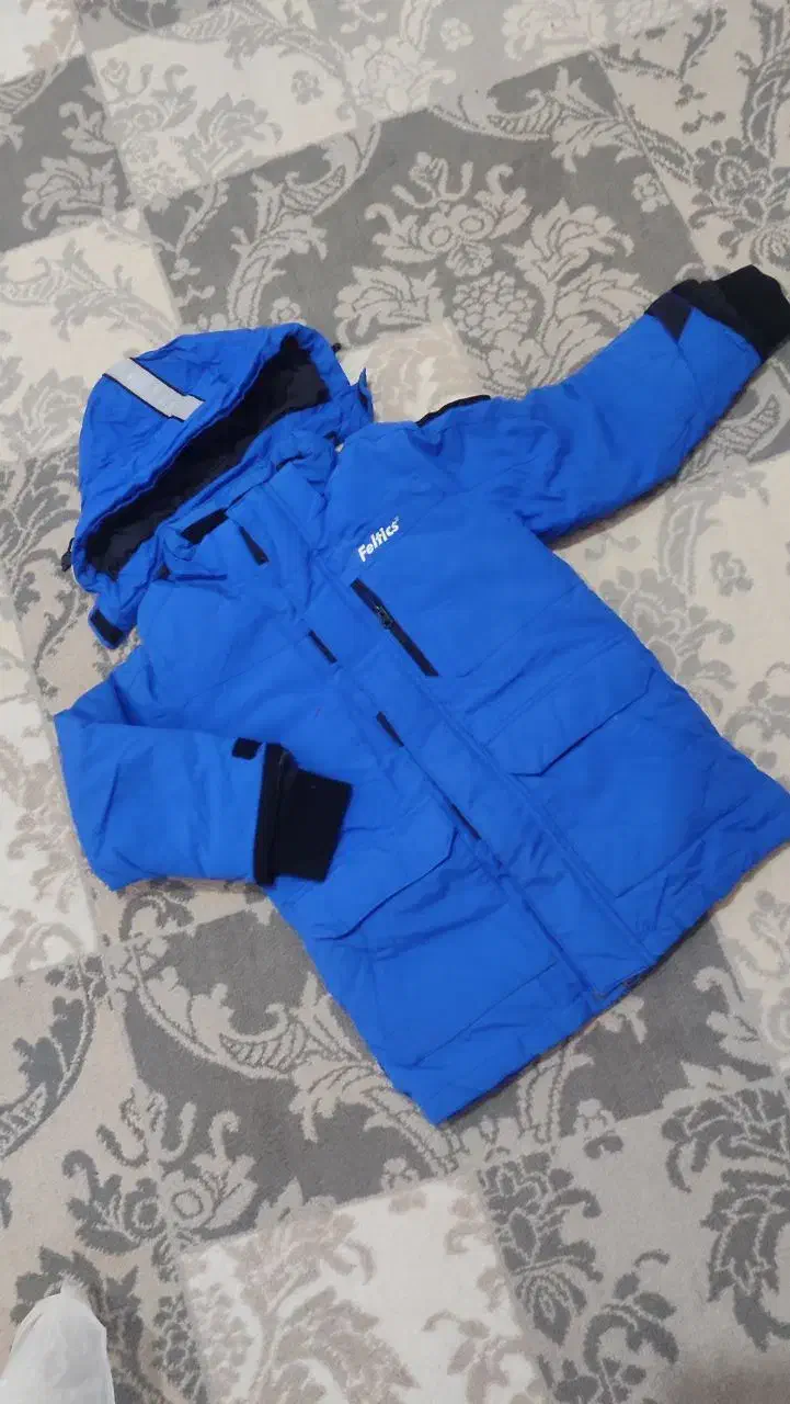 کاپشن خارجی استوک|لباس|بیرجند, |دیوار