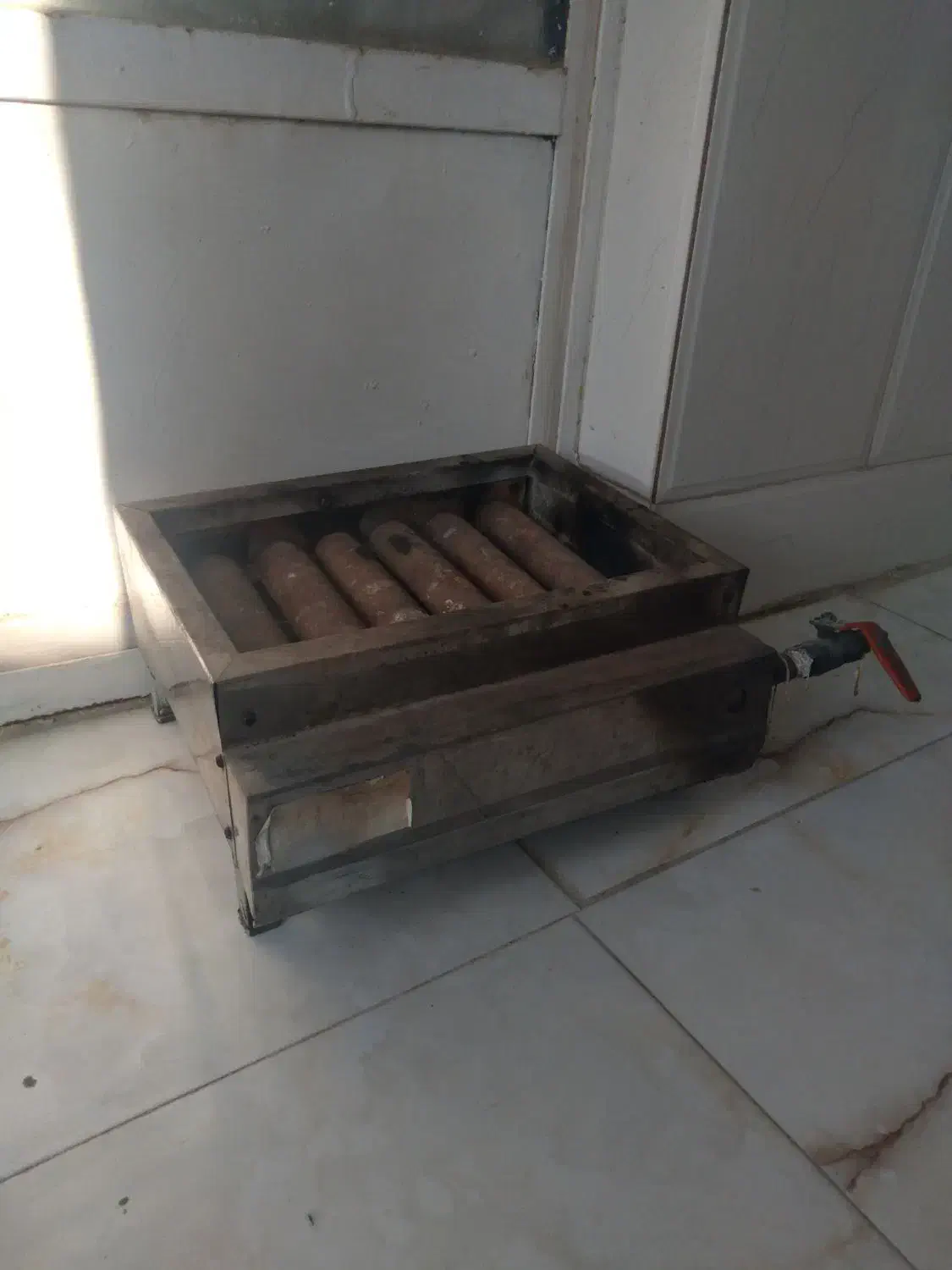 یک عدد کباب پز سالم|اجاق گاز و لوازم برقی پختوپز|گتوند, |دیوار