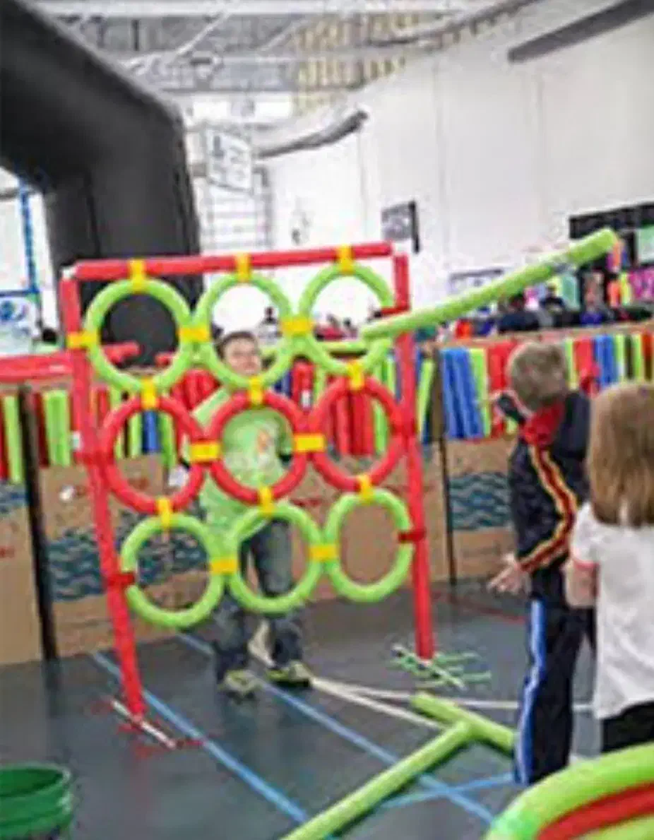 فروش پرتاپ نودل نیزه فومی سالنی|اسباب‌بازی بچه|بندر گناوه, |دیوار