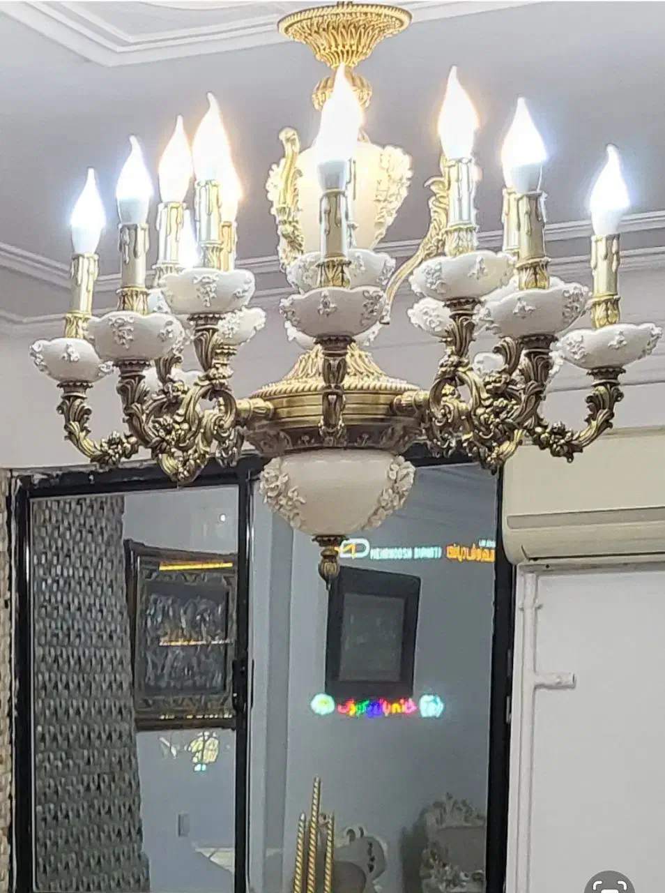 لوستر بسیار شیک و مدرنِ|لوستر و چراغ آویز|رشت, بلوار گیلان|دیوار