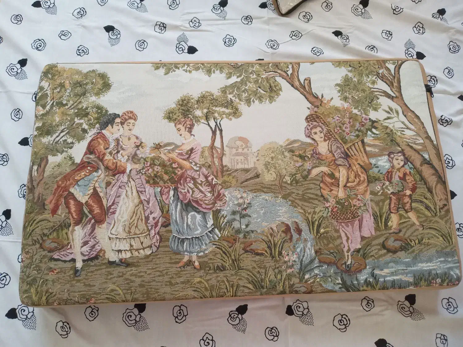 متکا و پشتی نو|پشتی|تبریز, |دیوار