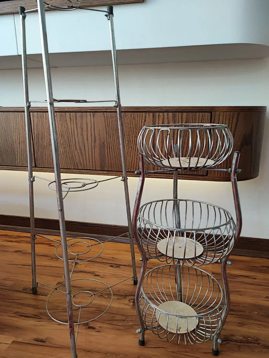 سبد سیب زمینی پیاز و استند قابلمه و ماهیتابه|آب‌چکان و نظم‌دهنده ظروف|تهران, امیریه|دیوار