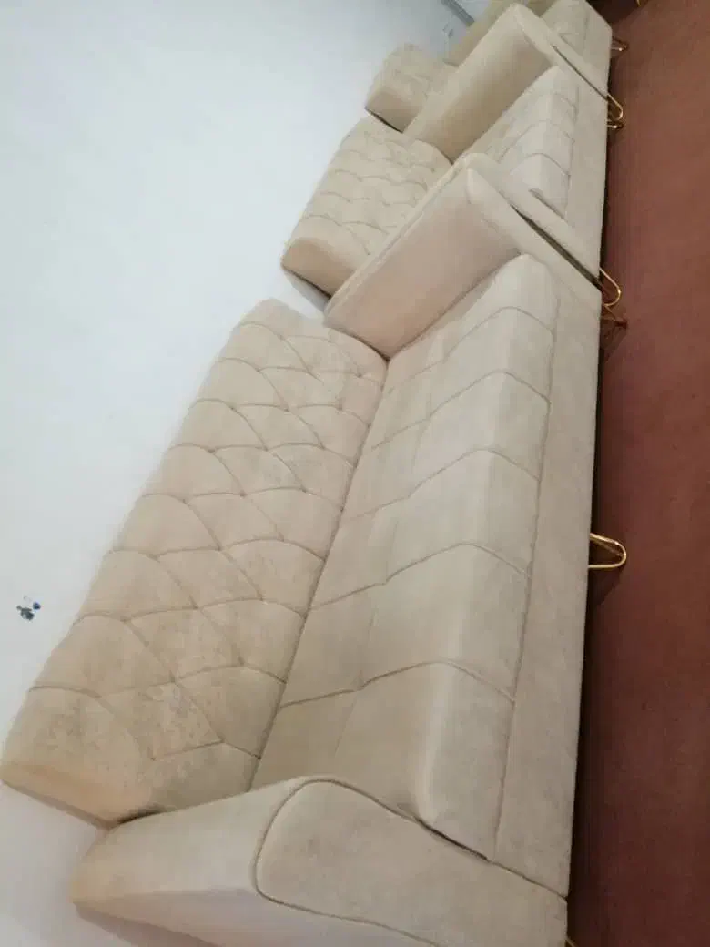 فروش مبل ۷ نفره تمیز|مبلمان خانگی و میز عسلی|مهاباد (آذربایجان غربی), |دیوار