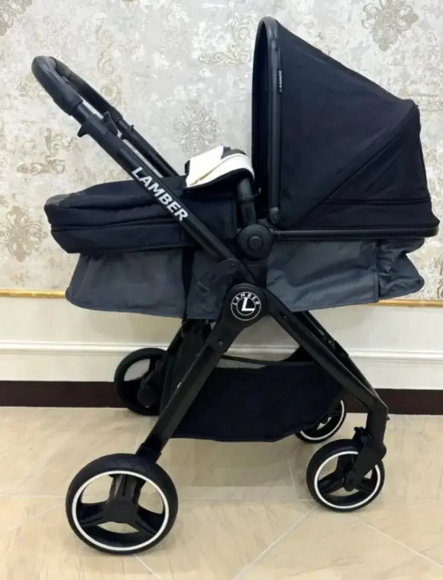 کالسکه و کریر|کالسکه و لوازم جانبی|رشت, شهریاران|دیوار