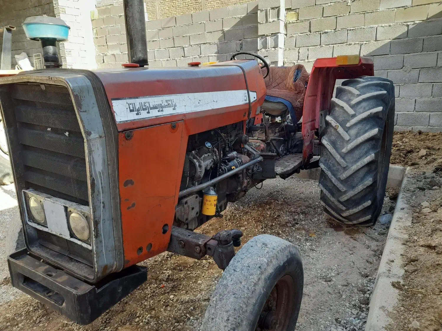 تراکتور فرگوسن ۲۸۵  مدل ۶۸|خودرو سنگین|سمیرم, |دیوار