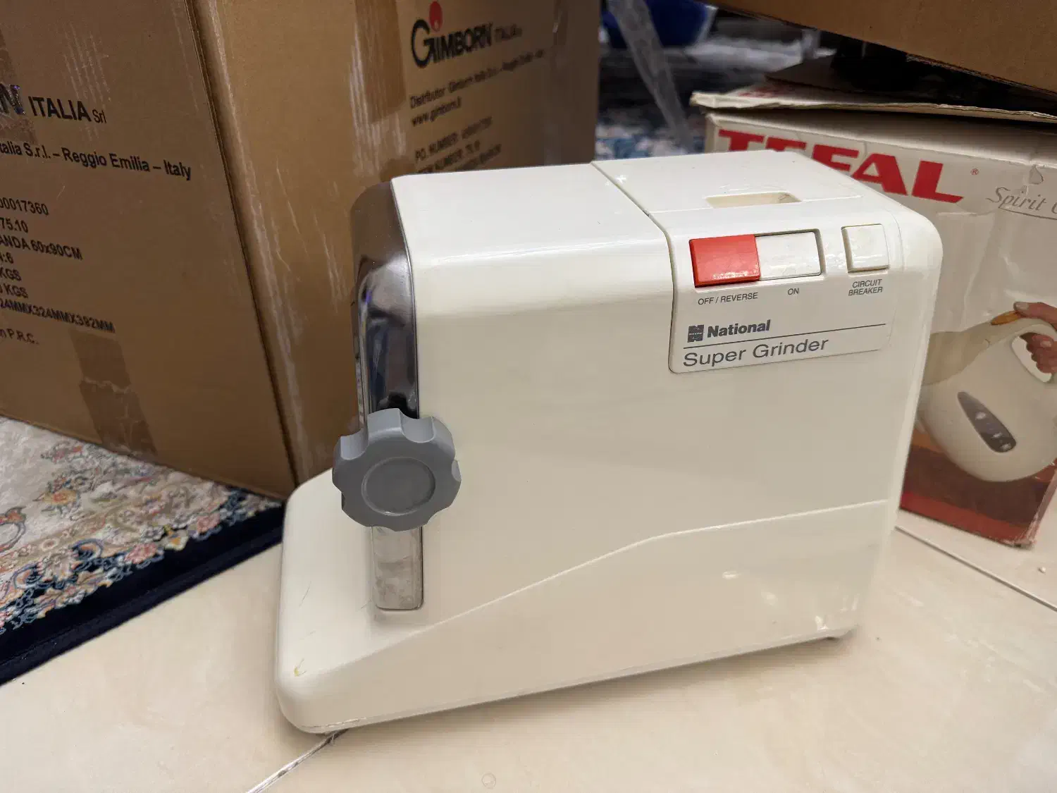 چرخ گوشت ناسیونال اصل ژاپن قدیمی نو|سایر لوازم برقی|تهران, فردوس|دیوار