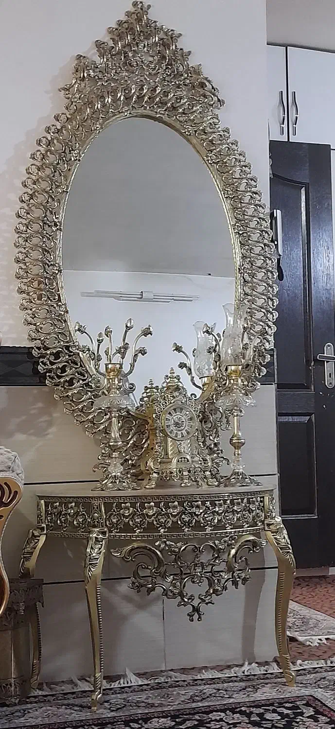 آیینه و شمعدان برنجی طلایی|بوفه، ویترین، کنسول|خرمدره, |دیوار