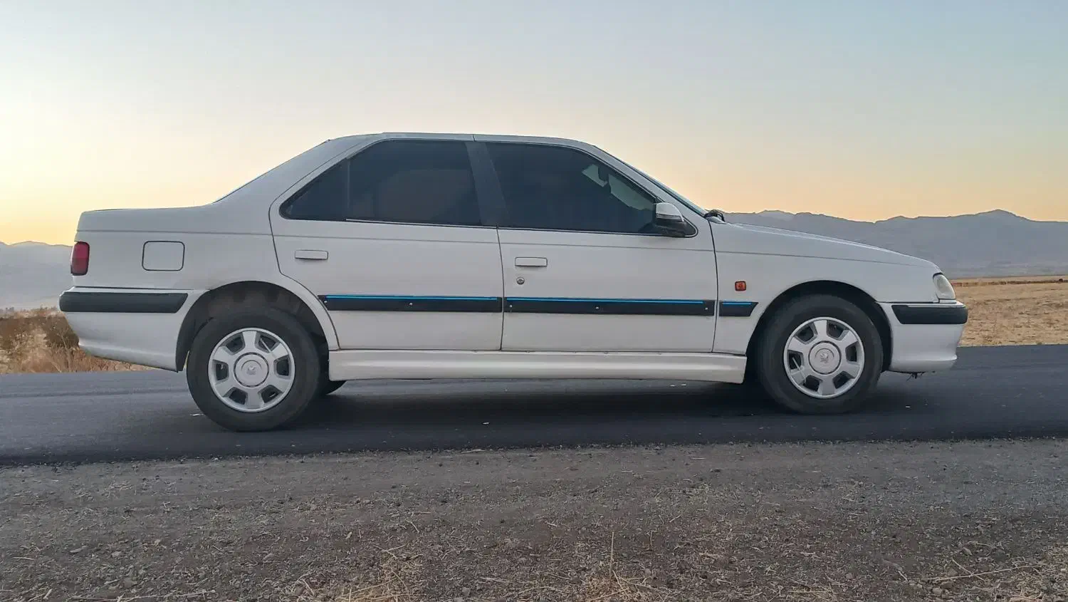 پژو پارس مدل ۸۸ دوگانه سوزکارخانه|خودرو سواری و وانت|کرمانشاه, |دیوار