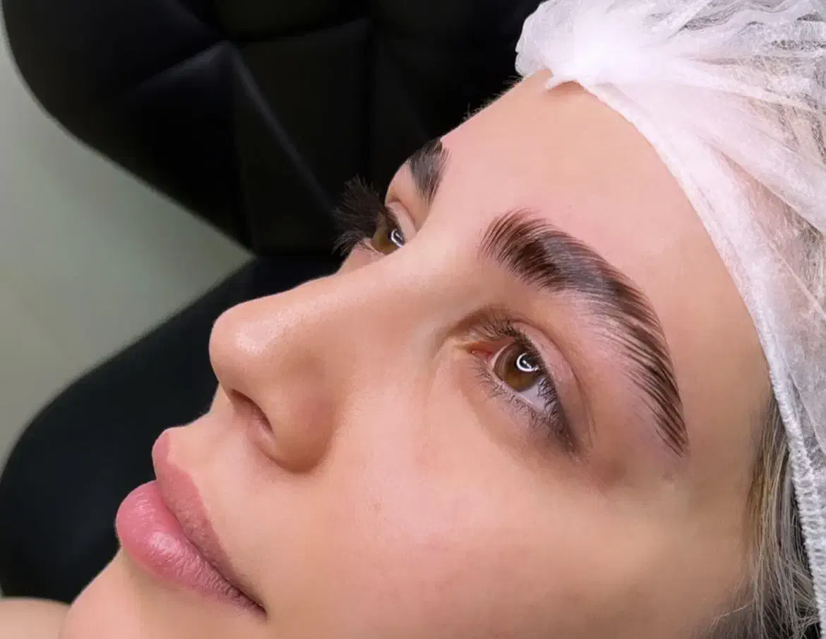 مدل لیفت ابرو و مژه|خدمات آرایشگری و زیبایی|اصفهان, سعادت‌آباد|دیوار
