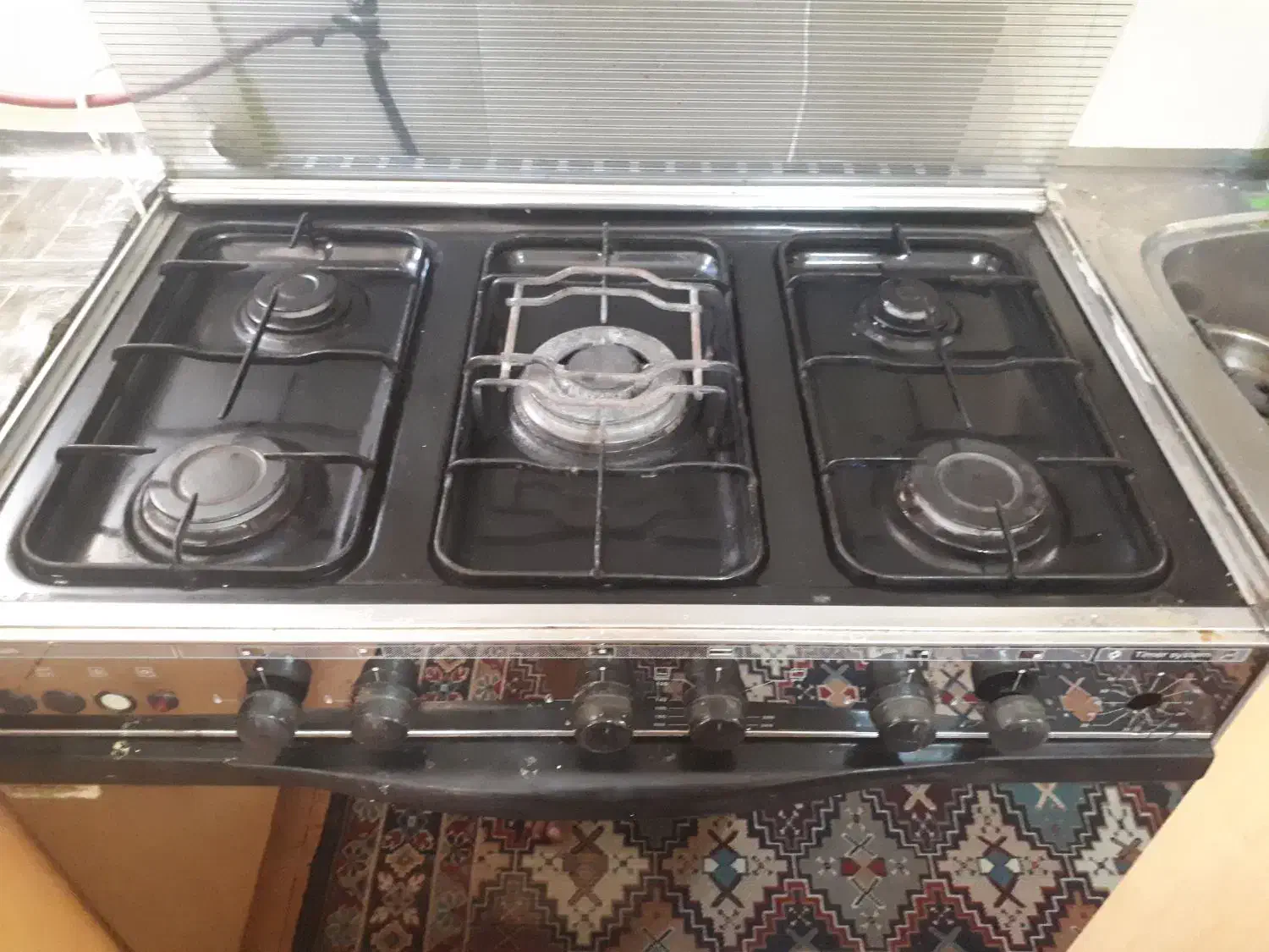 با فر سالم|اجاق گاز و لوازم برقی پختوپز|بروجرد, |دیوار