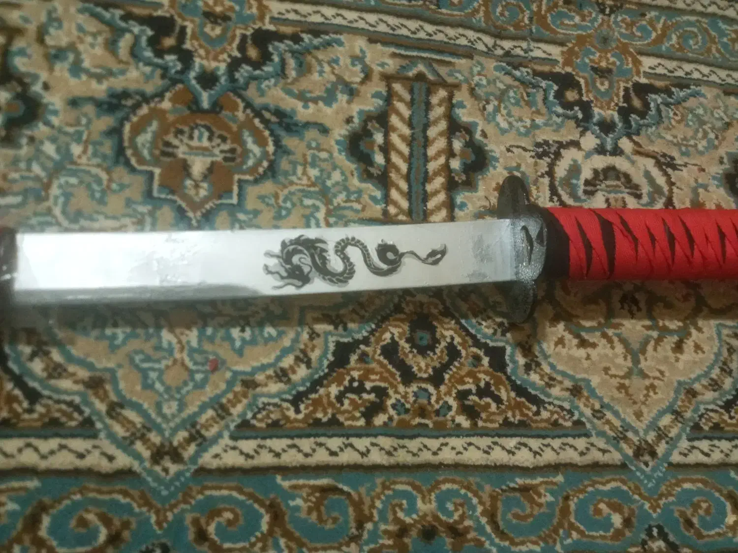 کاتانا اژدها|کلکسیون اشیاء عتیقه|اراک, |دیوار