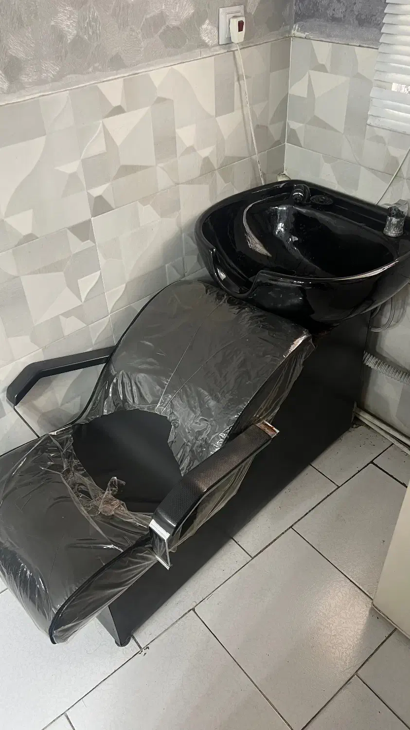 سرشور کاملا سالم و در حد نو|آرایشگاه و سالنهای زیبایی|رشت, لاکانی|دیوار