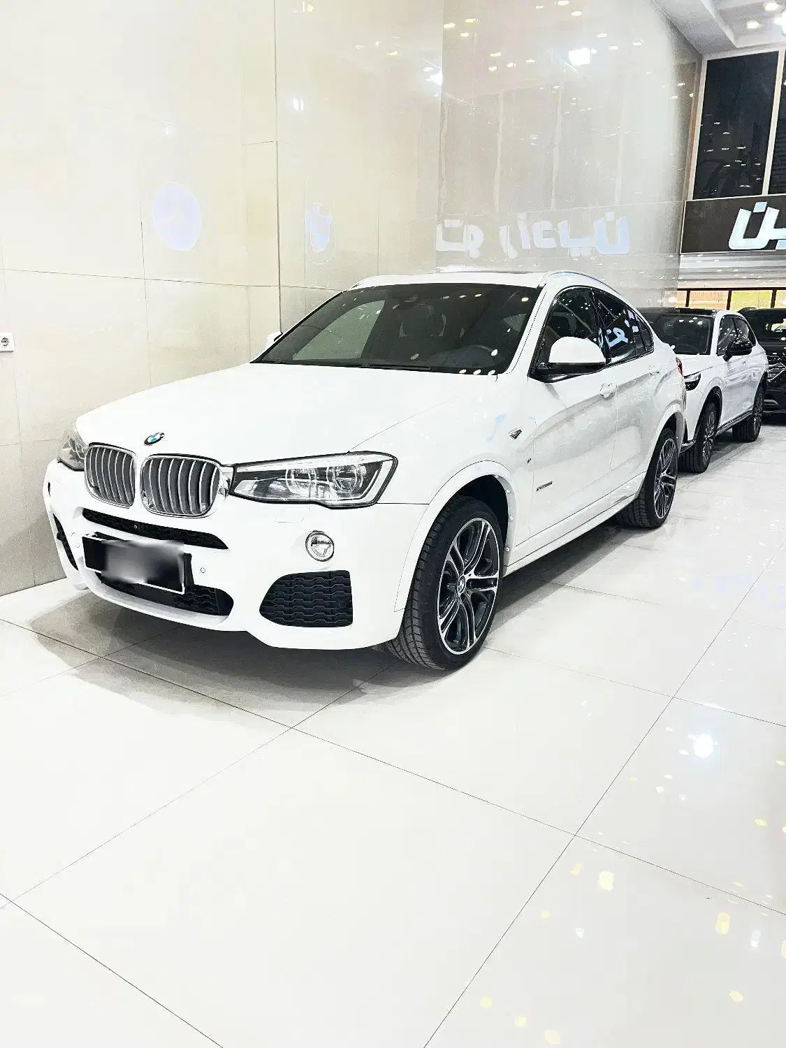 BMW x4  ۲۰۱۶|خودرو سواری و وانت|شیراز, قدوسی غربی|دیوار