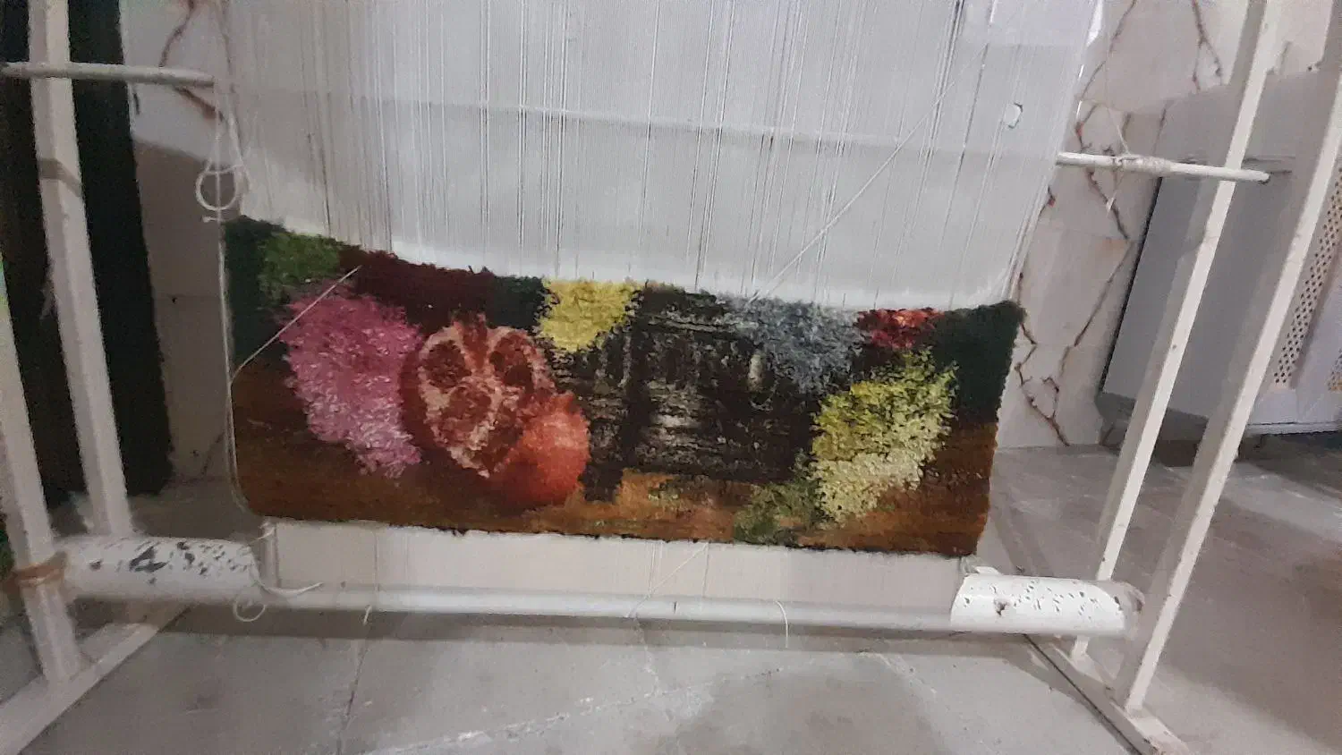 دار قالی|تابلو فرش|هشتگرد, هشتگرد قدیم|دیوار