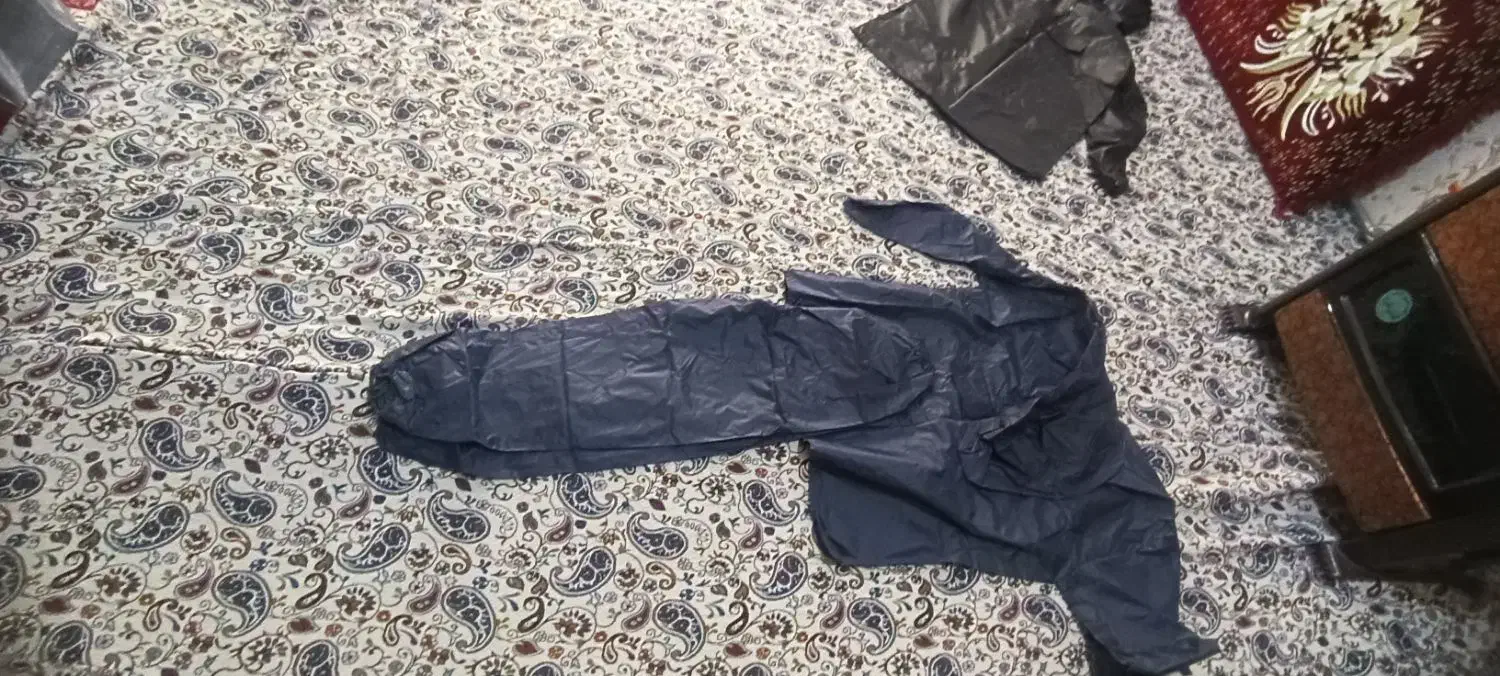 کاپشن وبارانی|لباس|اهر, |دیوار