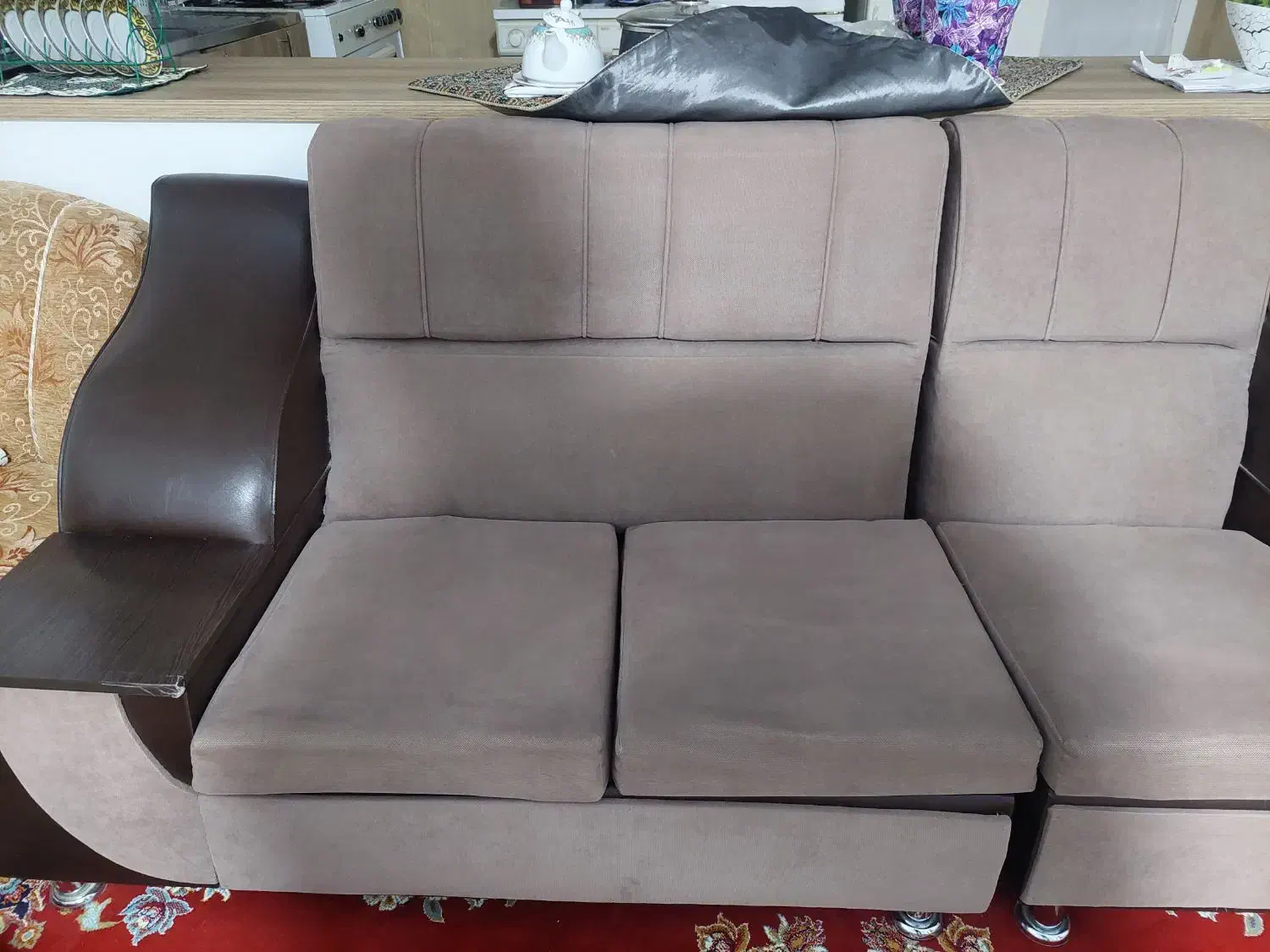 مبل راحتی ۷ نفره|مبلمان خانگی و میز عسلی|شیروان (خراسان), |دیوار