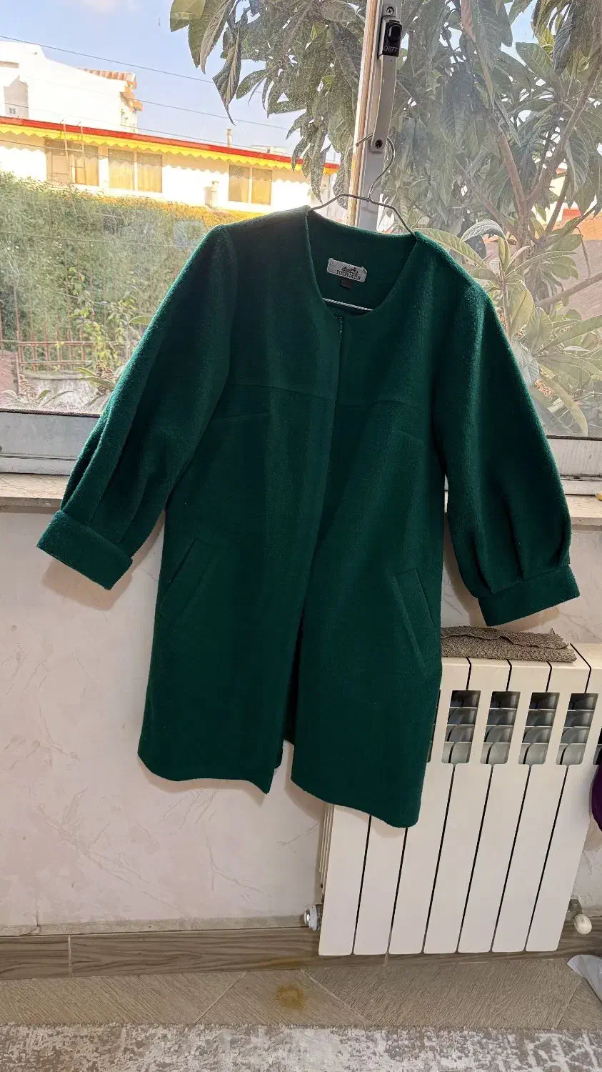 پالتو|لباس|رشت, خمیران زاهدان|دیوار