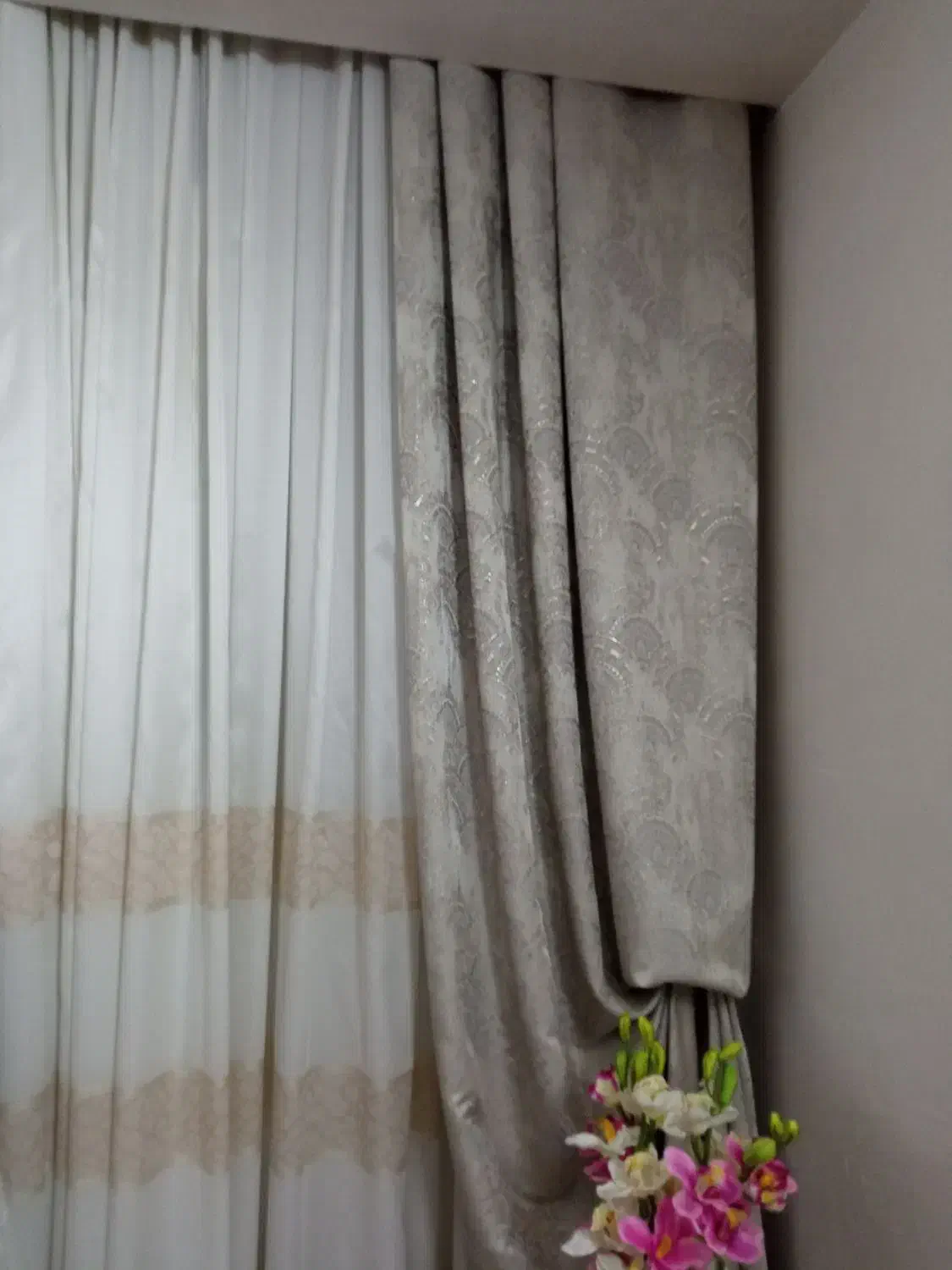 یک عدد والان پرده سبز مغز پسته ای زری|پرده، رانر، رومیزی|اراک, |دیوار