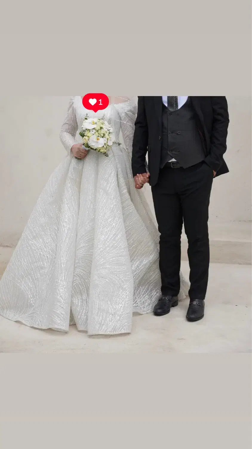 لباس عروس|لباس|فومن, |دیوار