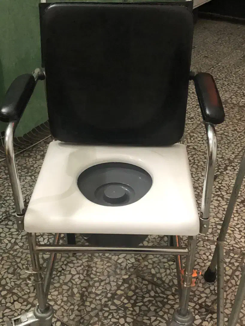 ویلچر حمامی (کاملا نو)|آرایشی، بهداشتی، درمانی|رشت, جهاد|دیوار