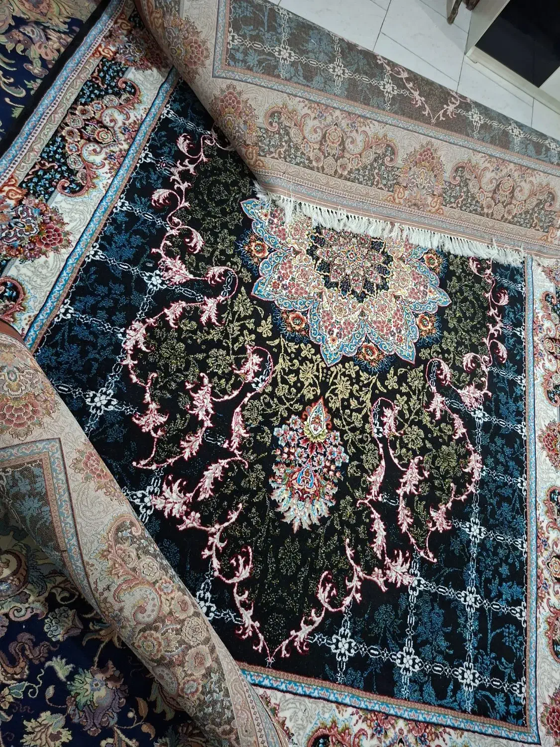 ۲تخته فرش۶متری،آکبندداخل کاور|فرش|بهارستان, |دیوار