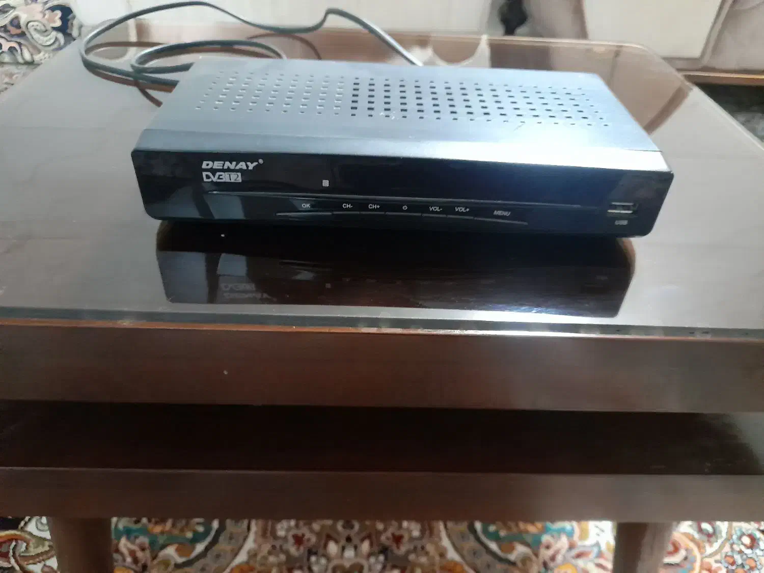 تلوزیون سامسونگ  سالم به همراه دستگاه دیجیتال|تلویزیون و پروژکتور|باقرشهر, |دیوار