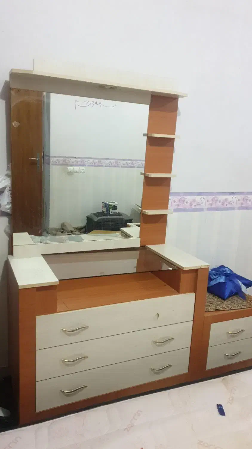 سرویس خواب|تخت و سرویس خواب|لامرد, |دیوار