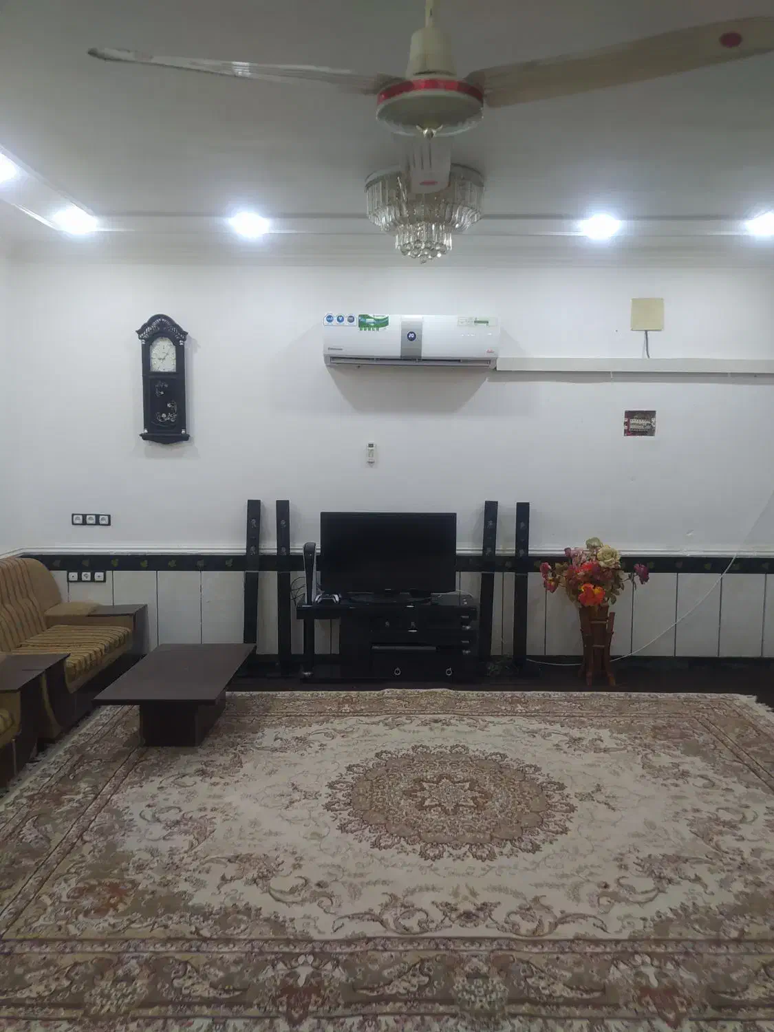 اجاره روزانه/هفتگی/ماهانه آپارتمان ۱۳۰ متری|اجارهٔ کوتاه‌مدت آپارتمان و سوئیت|خرمشهر, |دیوار