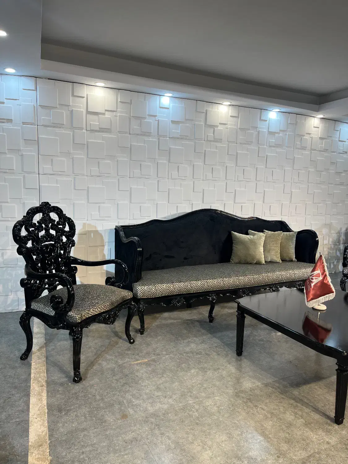 مبل فرانسوی،/کینگ مشکی پلی یورتان دو رو‌منبت|مبلمان خانگی و میز عسلی|تهران, شهرک امید|دیوار